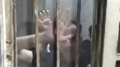 ليلة رعب بالمحلة.. 4 أشقاء يقتحمون منزل عمهم ويعتدون عليه ويستولون على مبالغ مالية وهواتف