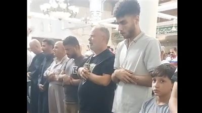 عمة محمد صلاح.. لقطات من جنازة والدة الفنان صبحي خليل بالغربية