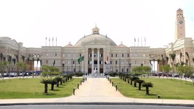 جامعة القاهرة: عشرات الآلاف من الطلاب تقدموا للجامعة الأهلية