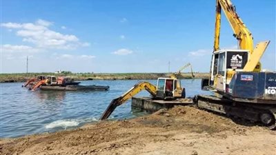 الري: تواصل أعمال تطهير المصارف لضمان جاهزيتها للتعامل مع أي طوارئ أو ازدحامات مائية