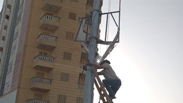 حملة لإزالة الإعلانات