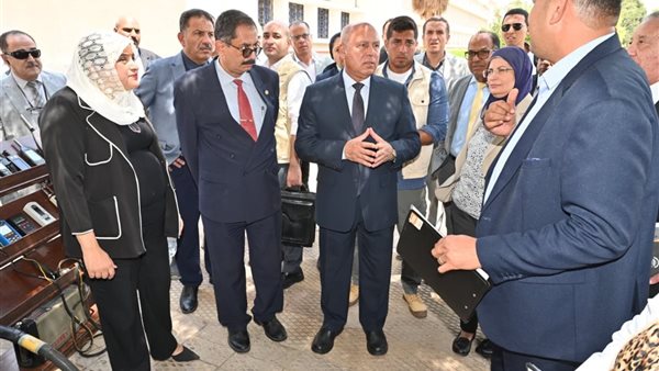 جانب من الزيارة