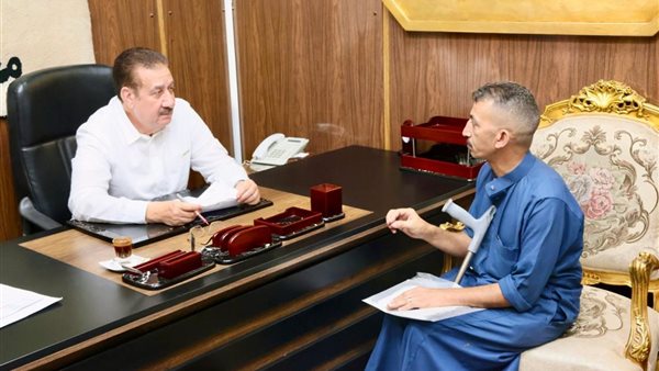 جانب من لقاء محافظ