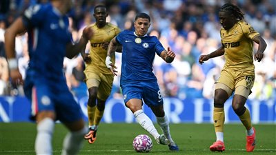 مواعيد مباريات اليوم الجمعة.. عودة الدوري الإنجليزي وظهور النني وإبراهيم عادل