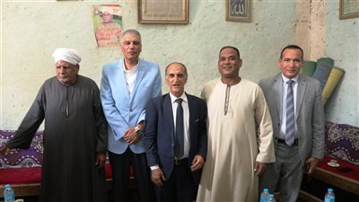 شيخ المصالحات في الصعيد.. محافظ أسوان يقدم واجب العزاء لأسرة الفقيد تقادم أحمد الليثي