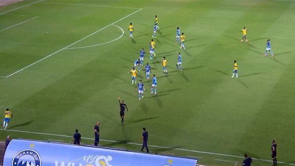 لحظة طرد مدرب بيراميدز