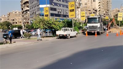 شركة مياه القاهرة تدفع بمعدات لصيانة خط رئيسي بمصر الجديدة