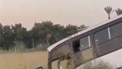 إصابة شخصين في تصادم سيارة ملاكي وأتوبيس رحلات بالفيوم