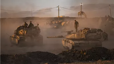 إذاعة جيش الاحتلال: المرحلة التمهيدية لاحتلال غزة بدأت بعمليات مركزة في حي الزيتون ومنطقة جباليا