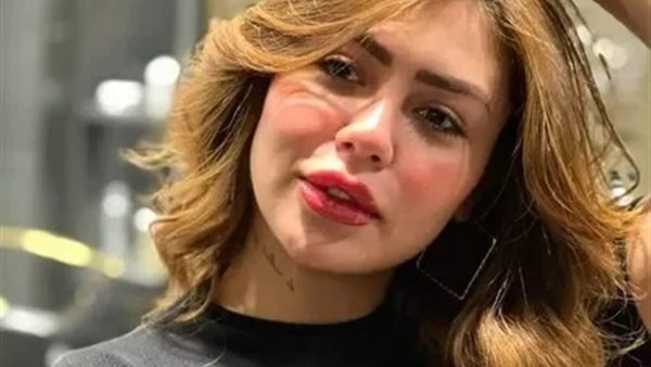 هدير عبد الرازق 