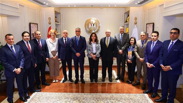 جانب من توقيع بروتوكول