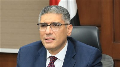 محافظ الجيزة يوجه بمواصلة جهود رفع كفاءة الأنفاق أسفل الكباري والمحاور المرورية