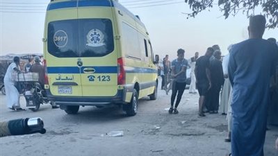4 وفيات.. ارتفاع عدد ضحايا حادث تصادم سيارتين بأسيوط