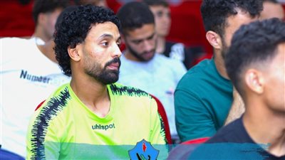 رئيس بترول أسيوط يجتمع مع اللاعبين ويؤكد ثقته في تحقيق الفوز بالدوري