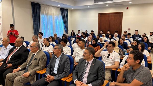 جانب من المؤتمر 