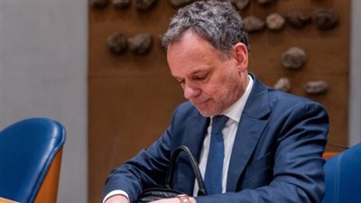  استقالة وزير خارجية هولندا بسبب فشل الحكومة في فرض عقوبات ضد إسرائيل