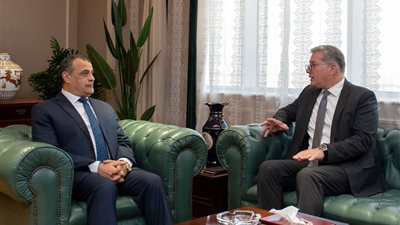 وزيرا الإنتاج الحربي والبترول يبحثان سبل تعزيز التعاون المشترك