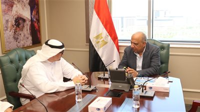 وزير الكهرباء يبحث مع رئيس مصدر الإماراتية مستجدات مشروعات الشركة والجداول الزمنية