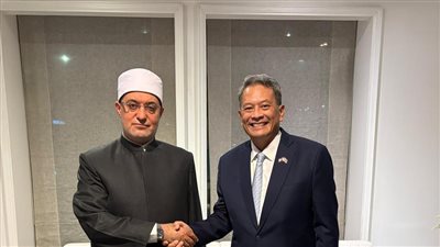 استقبال رسمي لمفتي الجمهورية فور وصوله للعاصمة التايلاندية| صور