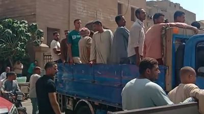 تشييع جثامين عامل ونجليه بعد سقوط منزل عليهم في سوهاج