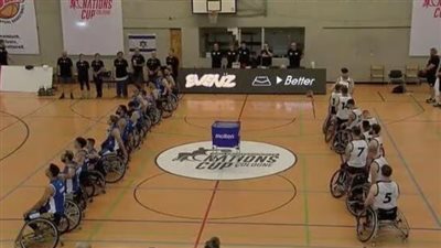 احتجاج صامت: لاعبو بريطانيا يديرون ظهورهم للنشيد الإسرائيلي تضامنًا مع غزة