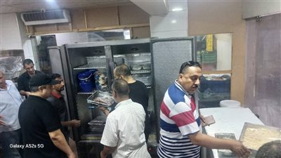 ضبط 230 كيلو لحوم ومصنعاتها وفراخ غير صالحة للاستهلاك داخل مطاعم شهيرة في أسيوط