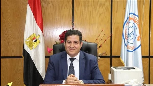 مصطفى عبدالغني