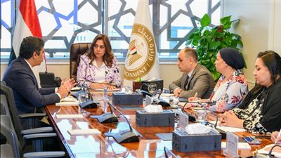  بـ 650 مليون جنيه.. وزيرة التنمية المحلية تبحث مع مؤسسة عقارية كبرى إنشاء مصنع لتدوير المخلفات
