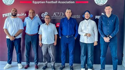 خلال ساعات.. أوسكار يجتمع مع لجنة الحكام للترتيب لعودة الدوري 