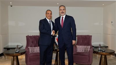 مشاورات مصرية - تركية في جدة لتعزيز العلاقات الثنائية والتنسيق الإقليمي