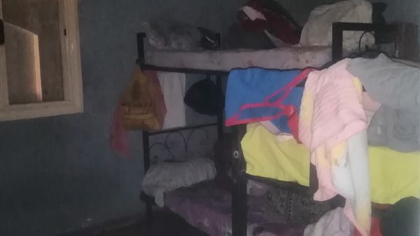 غلق 16 منشأة غير