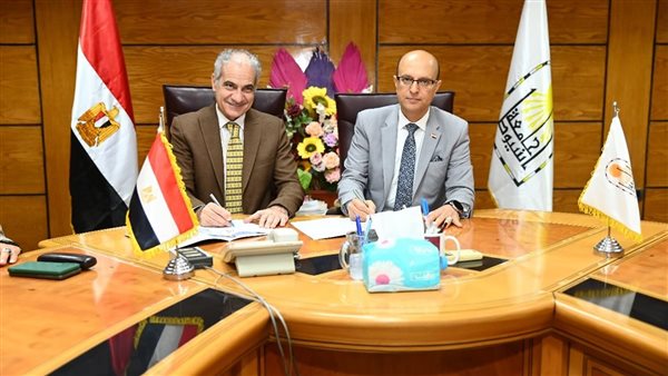 رئيسا جامعتي أسيوط