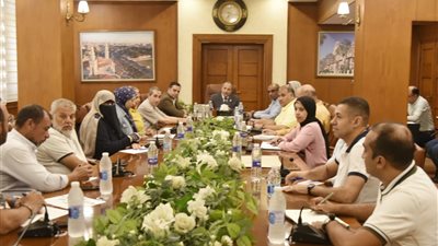 بورسعيد × 24 ساعة| تقنين أوضاع الأراضي وضبط دقيق مجهول المصدر ودواجن فاسدة.. وحملات لإزالة الإشغالات| صور 