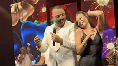 تفاعل وغناء باميلا الكيك على أغاني رامي عياش في إحدى المناسبات