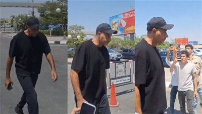 أحمد السعدني في جنازة المنتج طارق صيام بمسجد الشرطة بالشيخ زايد