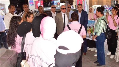 في جولة ميدانية موسعة.. محافظ الأقصر يتفقد مشروعات الصرف الصحي وتطوير نفق صلاح سالم