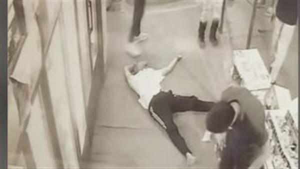  اعتداء مجموعة أشخاص