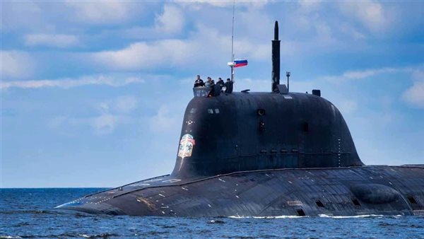 غواصات تابعة للبحرية