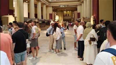 بعد تطوير سيناريو العرض المتحفي.. إقبال كبير على المتحف المصري بالتحرير | صور