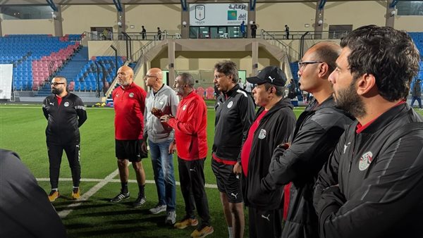 وليد درويش يجتمع