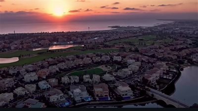 للعام الثاني على التوالي.. محمد العبار يروج لمد الموسم الصيفي في مراسي حتى نهاية أكتوبر