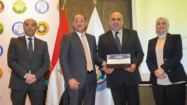 جانب من التكريم