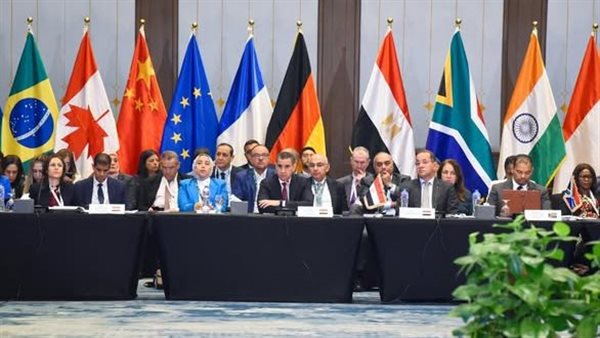 مصر تفتتح الاجتماع