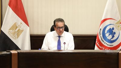 وزير الصحة: غلق أي مستشفى فورا حال طلب مقابل مادي من المريض في العلاج الطارئ