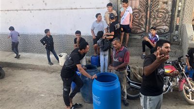 أهالي المطرية بالدقهلية يشكون من انقطاع مياه الشرب في الصيف