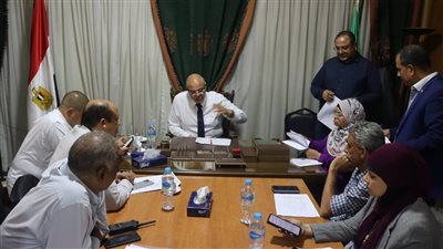 محافظ القليوبية يعقد لقاءً جماهيريًا بالقناطر الخيرية لبحث وحل مشكلات المواطنين