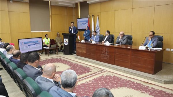 جانب من المؤتمر 