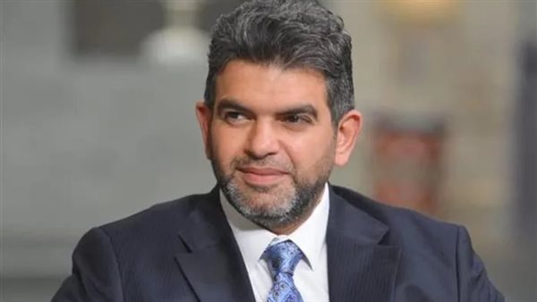 الكاتب الصحفي أحمد