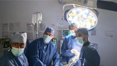 فريق طبي بمستشفى إيزيس التخصصي بالأقصر ينجح في إنقاذ حياة سيدة كانت تعاني من حمل خارج الرحم 