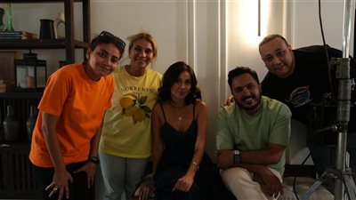 بعد فترة توقف.. ياسمين رئيس تستكمل تصوير فيلم الست لما| صور 